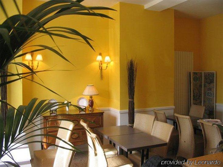מלון Ibis Styles Paris La Defense קורבוו מסעדה תמונה